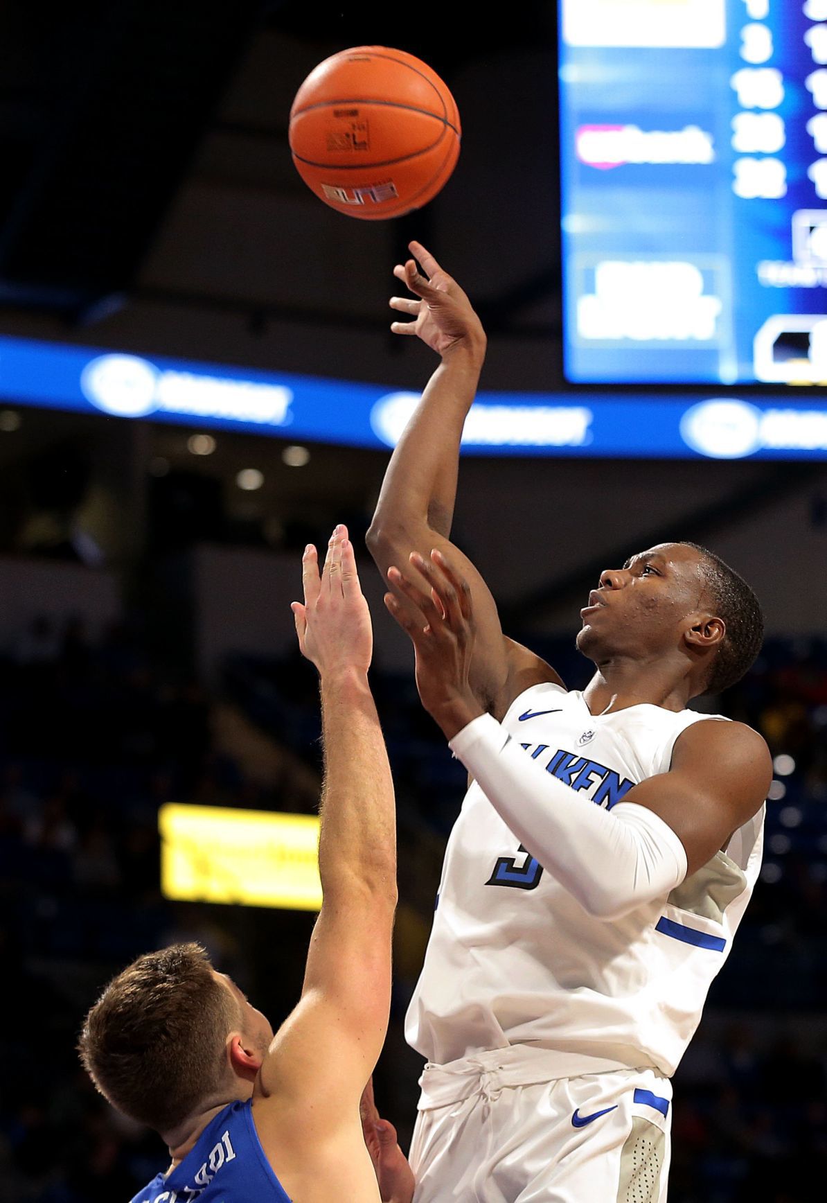 Billikens 89, Eagles 67